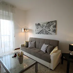 house-navigli.it-lombardy.com/